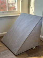 Load image into Gallery viewer, The Biggy Wedge - Savoiz
