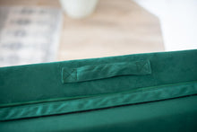 Load image into Gallery viewer, Velcro Base Pillow Pack - Savoiz
